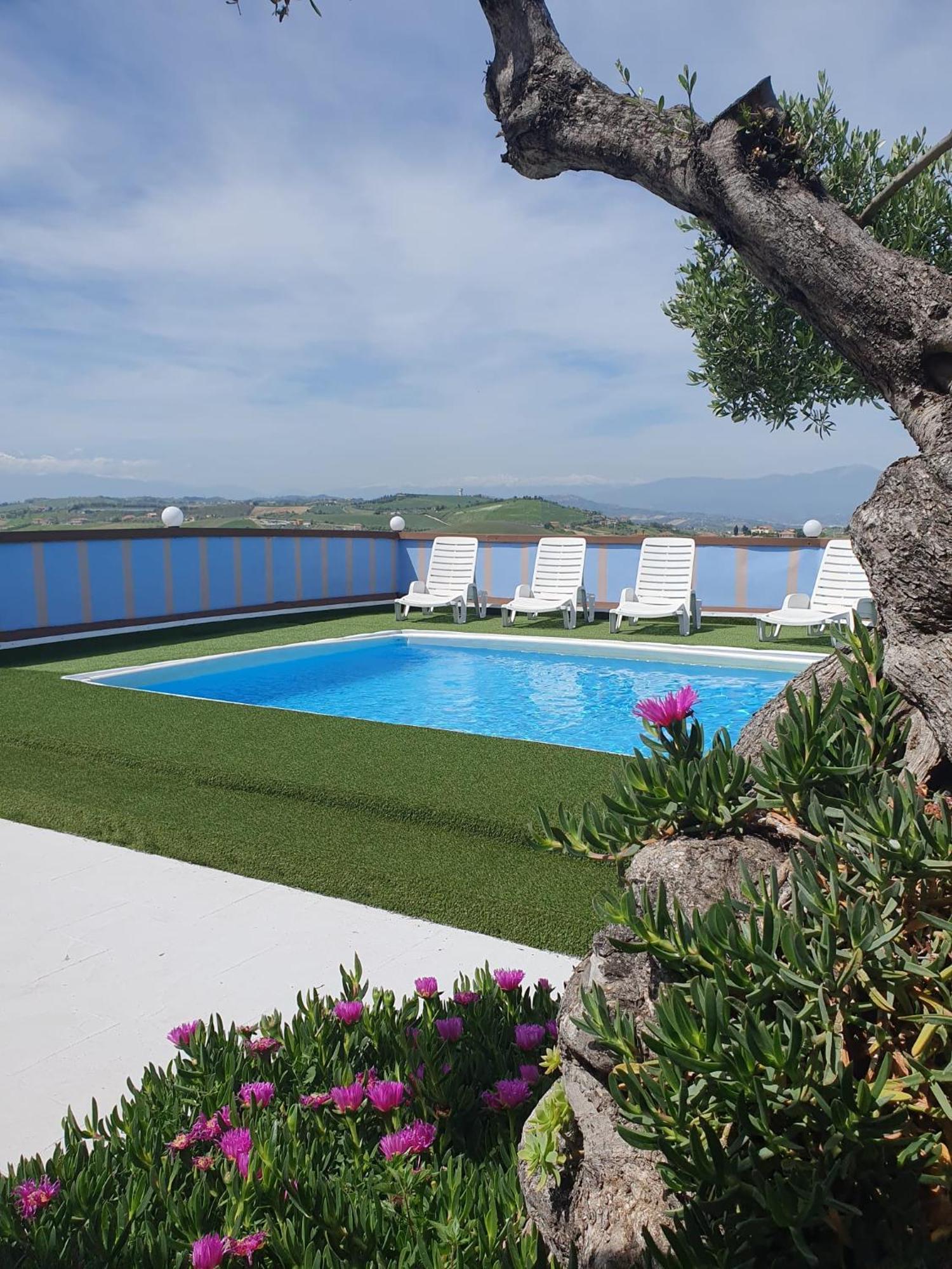 B&B Gli Amici Del Tubarello Roseto Degli Abruzzi Εξωτερικό φωτογραφία